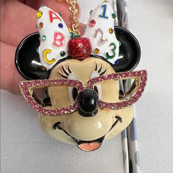Disney | Mickey & Minnie Mouse Collectable Bag Charms ~ Off To School 🖤❤️ ✏️🍎 - Picture 10 of 14